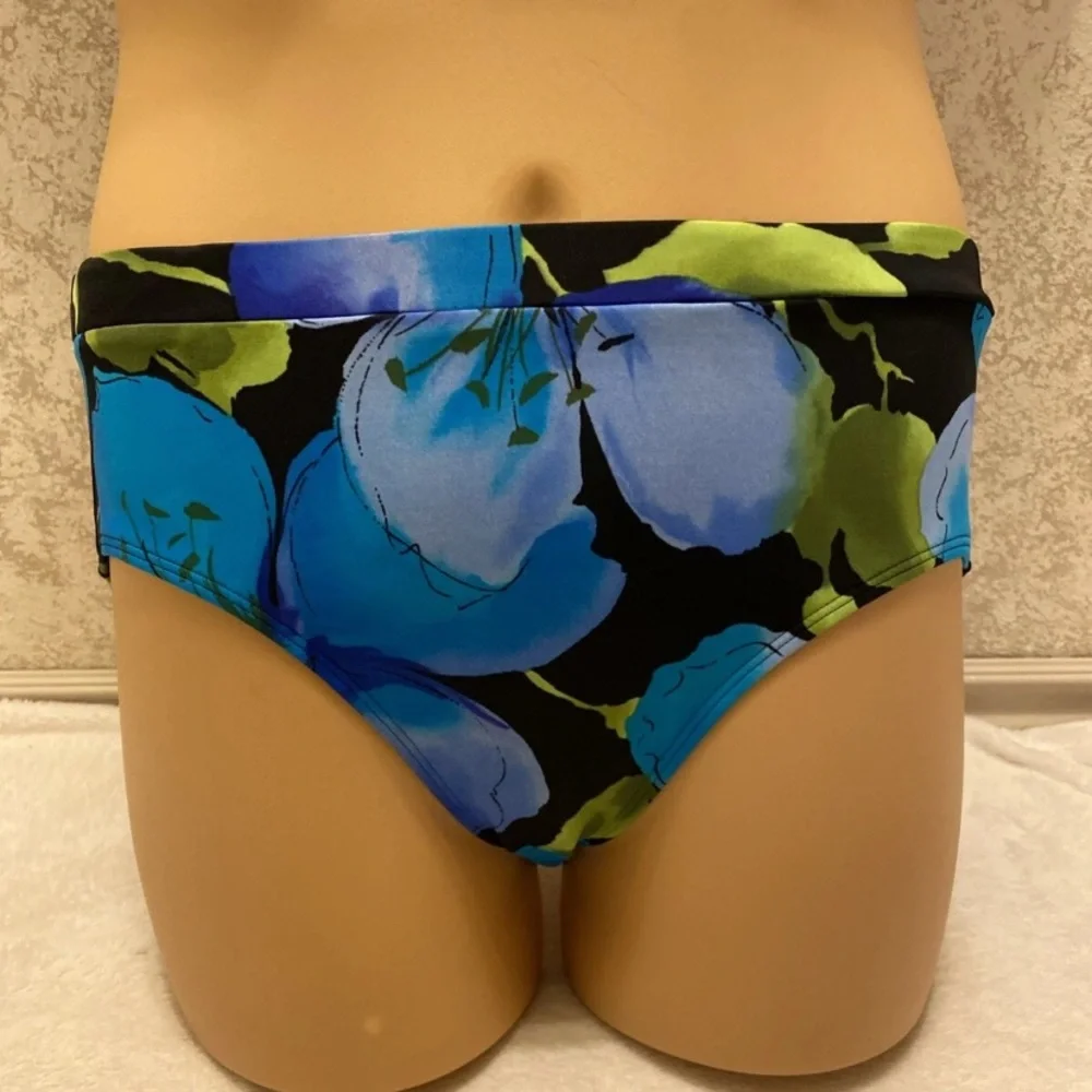 Chic Black and Blue Floral Bikini Set